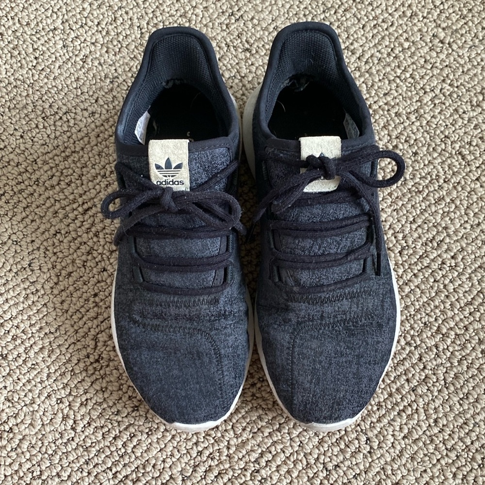Adidas Sneakers!